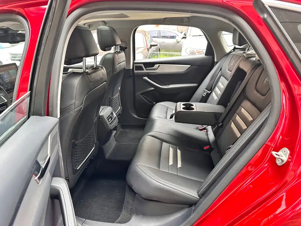 BYD Qin Pro NEV — миниатюра 8