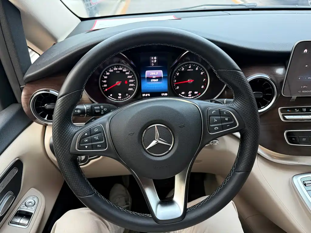 Mercedes-Benz V-Class — миниатюра 6