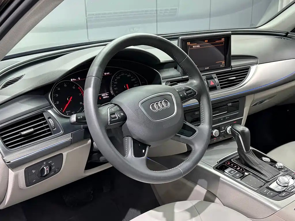 Audi A6L — миниатюра 11