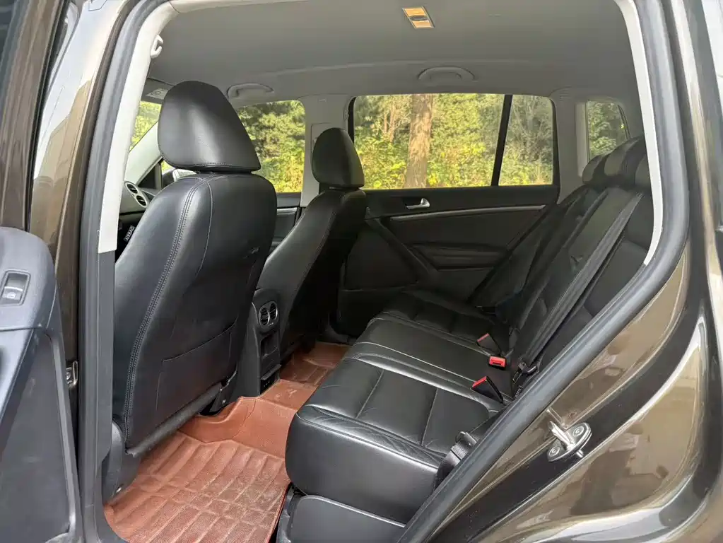 Volkswagen Tiguan — миниатюра 5