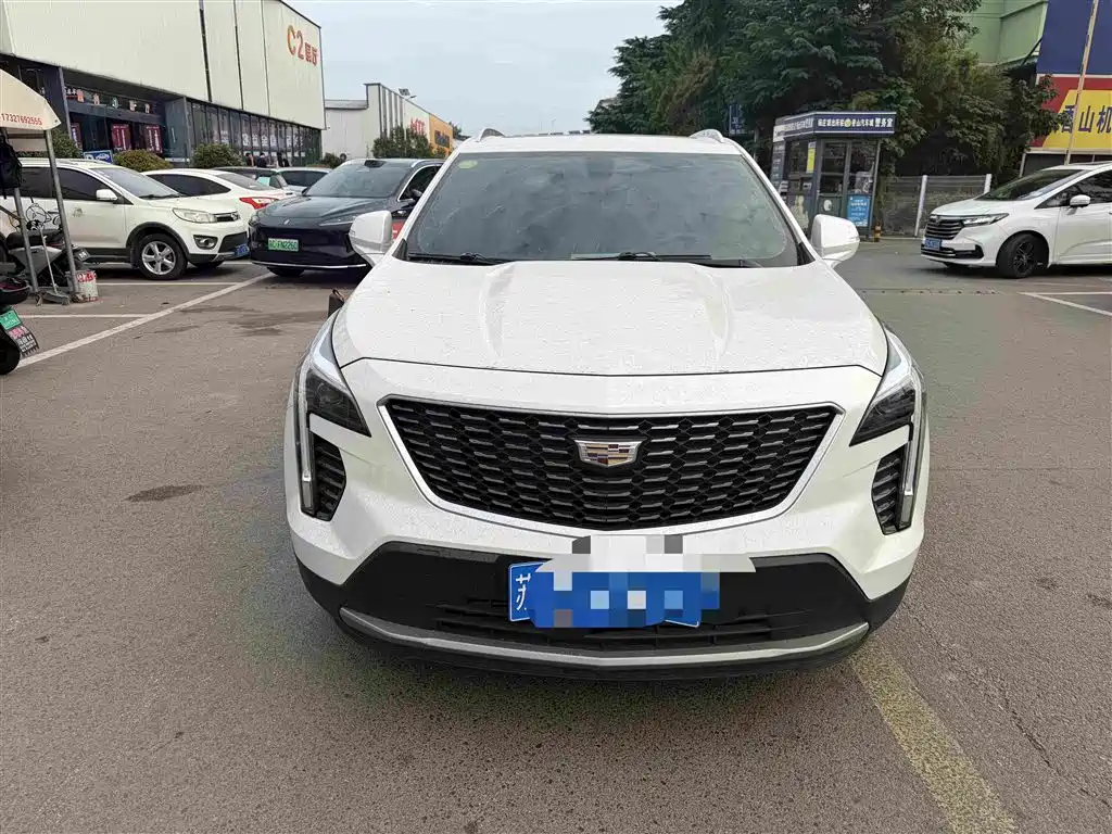 Cadillac XT4 — миниатюра 2