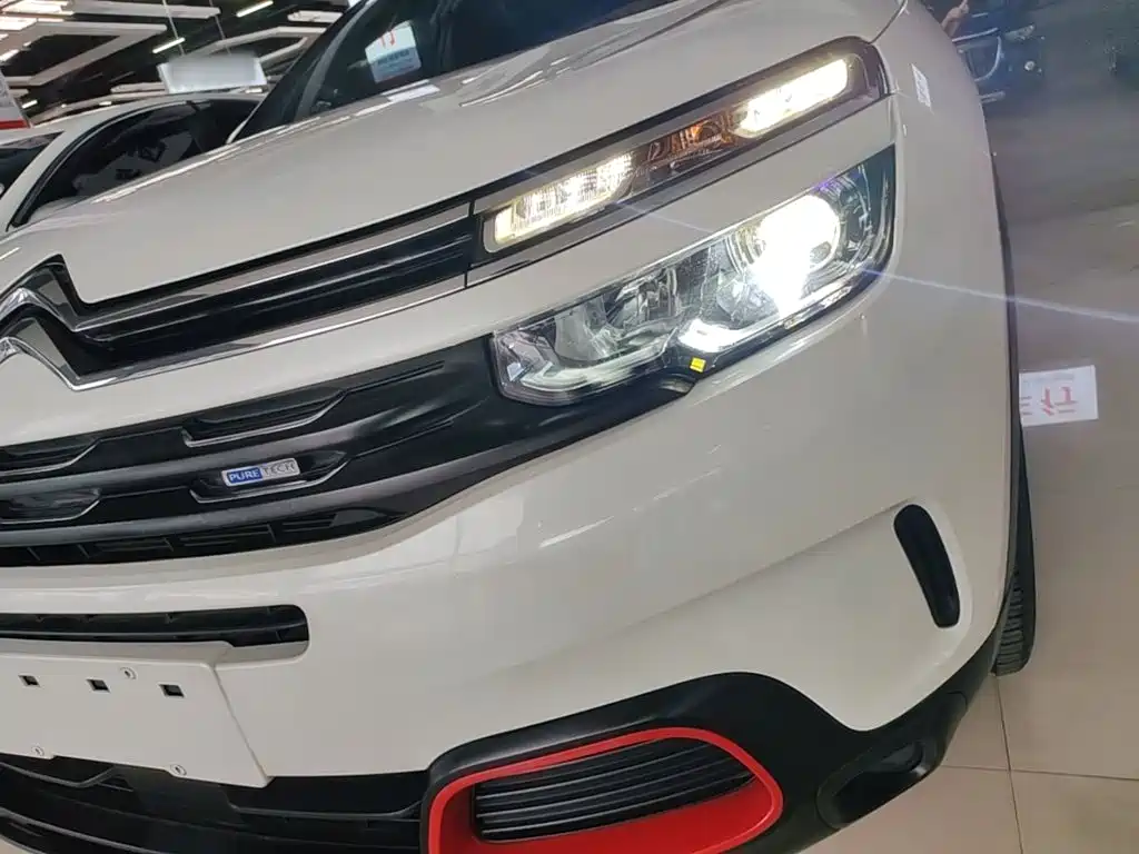 Citroen C5 AIRCROSS — миниатюра 24