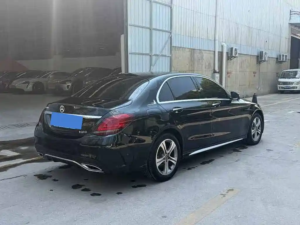 Mercedes-Benz C-Class — миниатюра 9