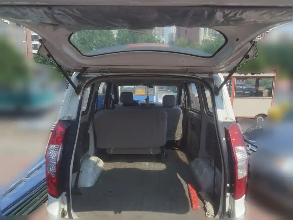 Wuling Hongguang — миниатюра 20