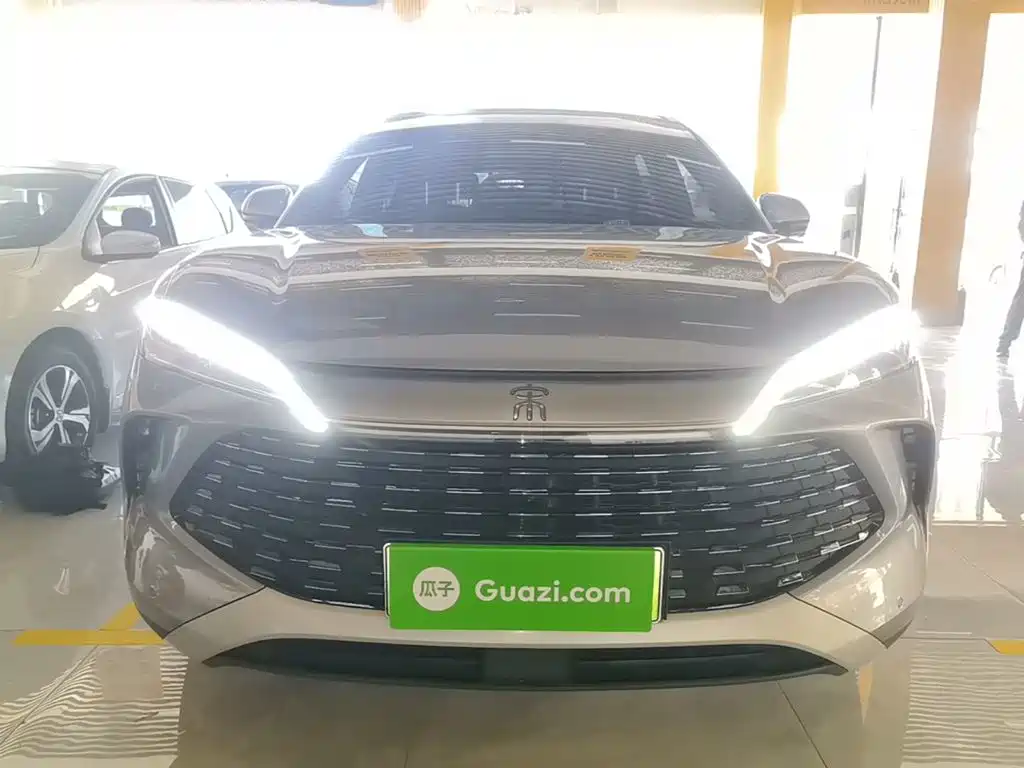 BYD L DM-i — миниатюра 3