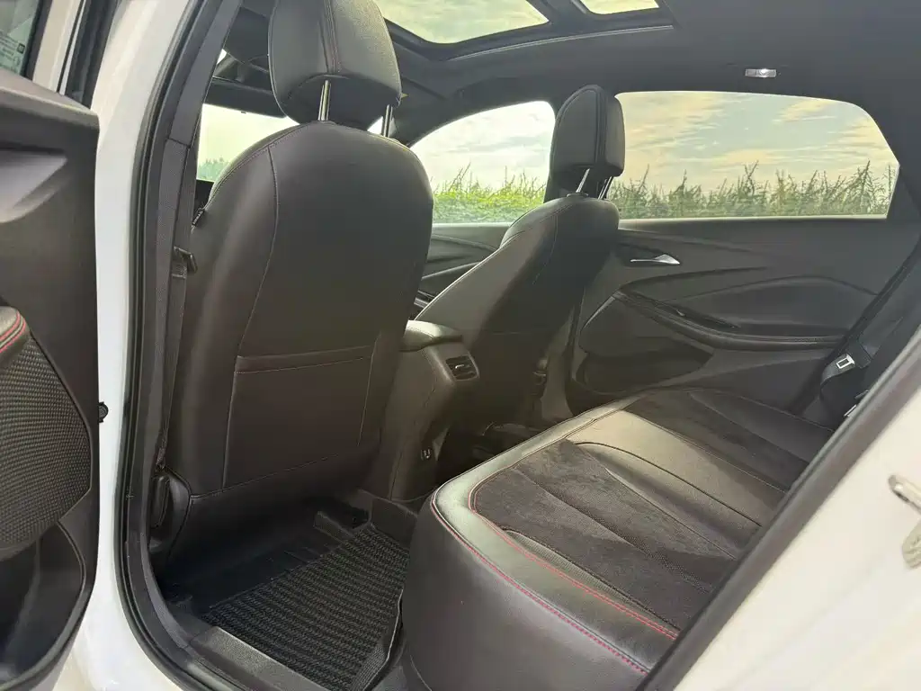 Buick Verano — миниатюра 6