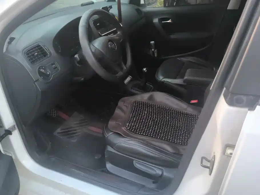 Volkswagen Polo — миниатюра 9