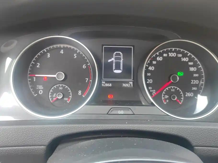 Volkswagen Golf — миниатюра 14