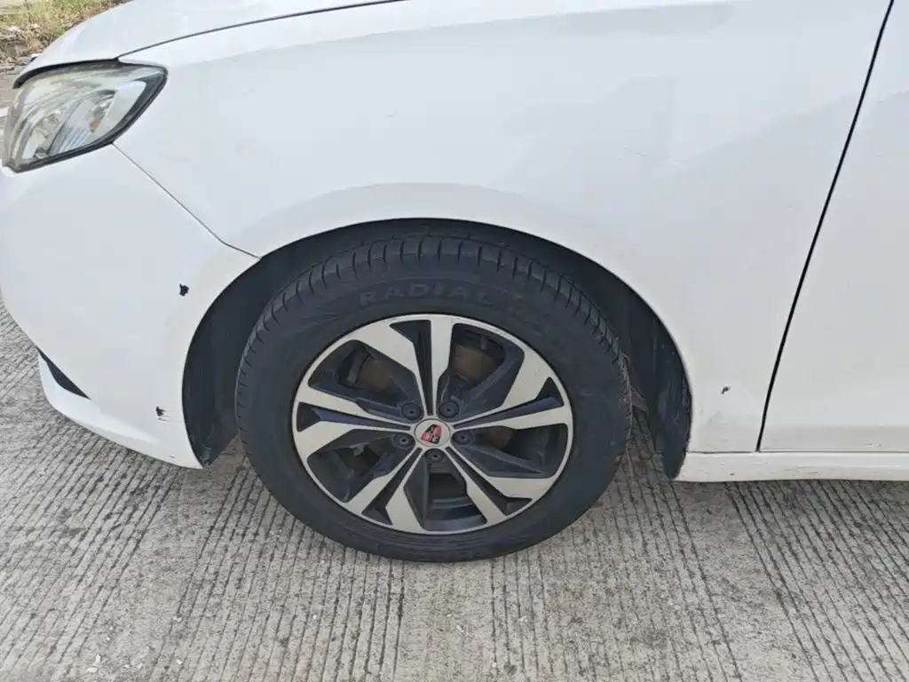 Roewe 360 — миниатюра 23