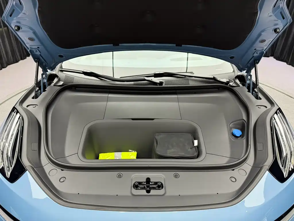 ZEEKR EXTREME KRYPTON 001