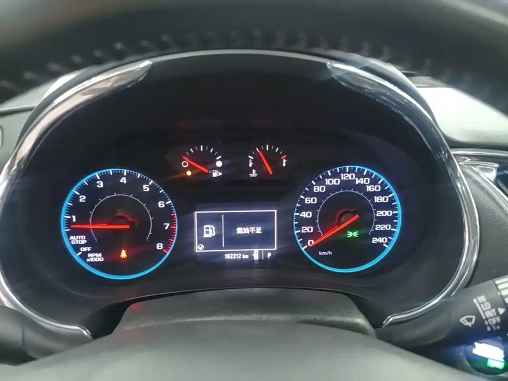 Chevrolet Malibu XL — миниатюра 12