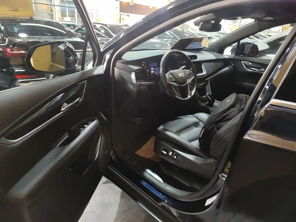 Cadillac XT5 — миниатюра 16