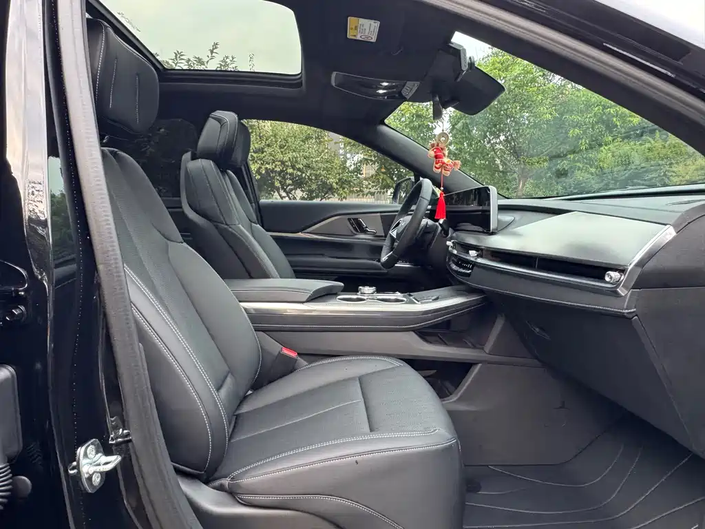 Cadillac XT5 — миниатюра 15