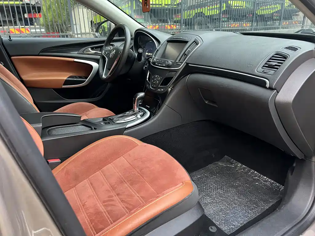 Buick Regal — миниатюра 5