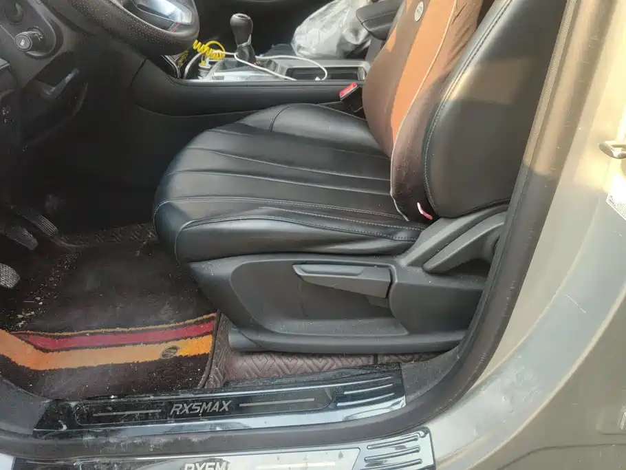 Roewe RX5 MAX — миниатюра 9