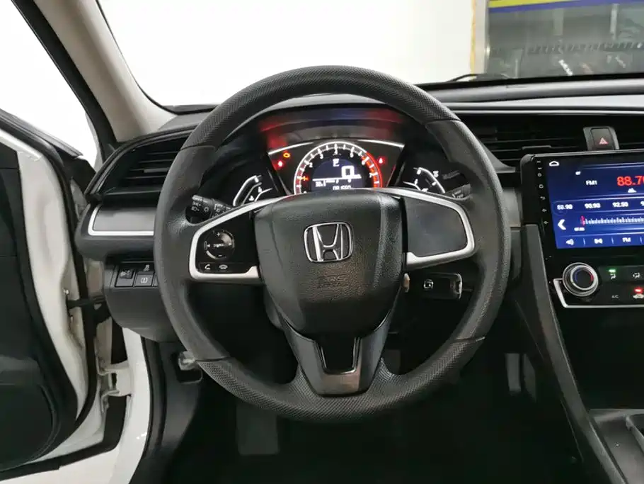 Honda Civic — миниатюра 15