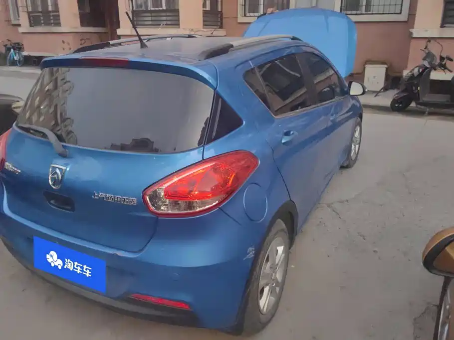 Baojun 310 — миниатюра 3