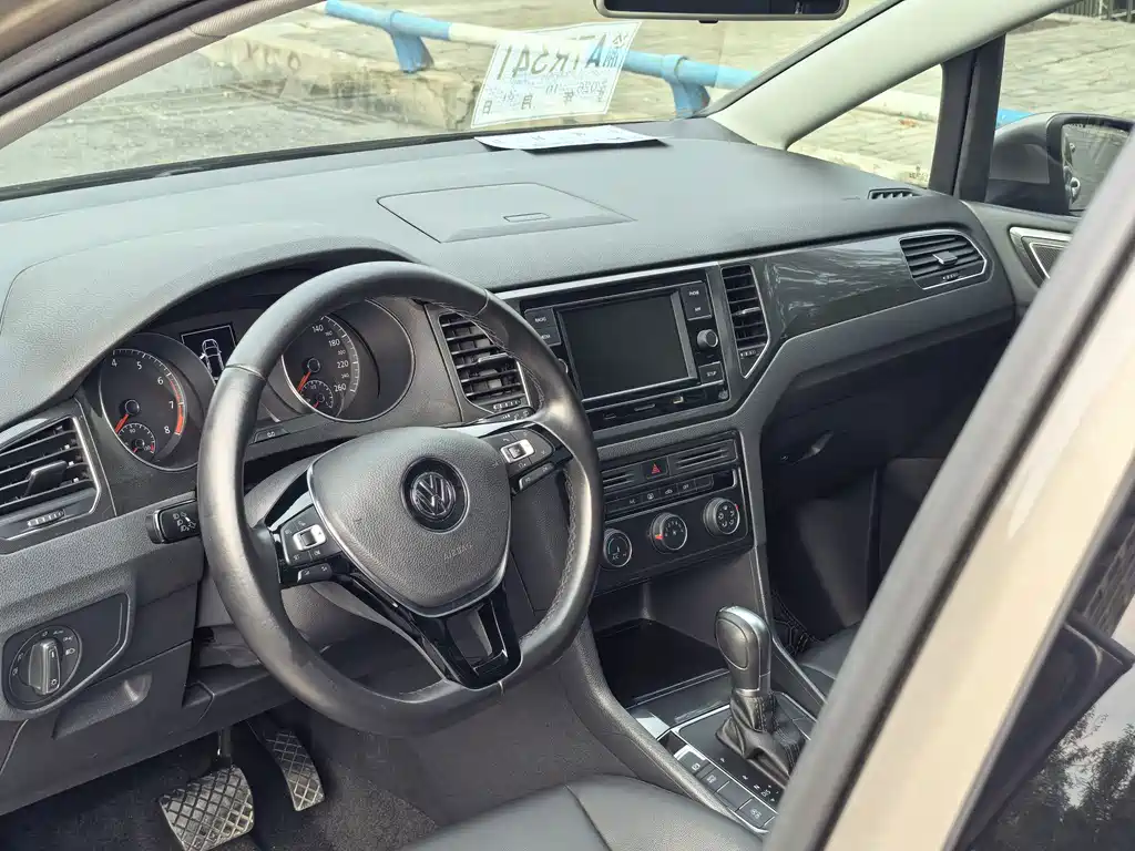 Volkswagen Golf Sportsvan — миниатюра 10