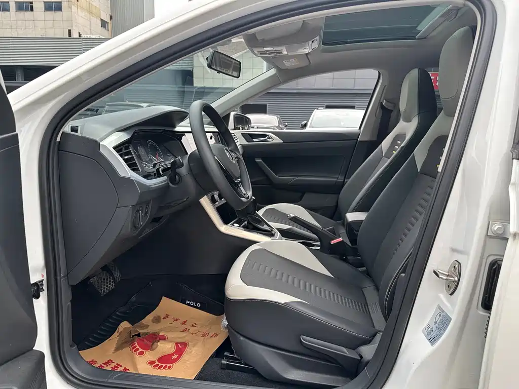 Volkswagen Polo — миниатюра 8