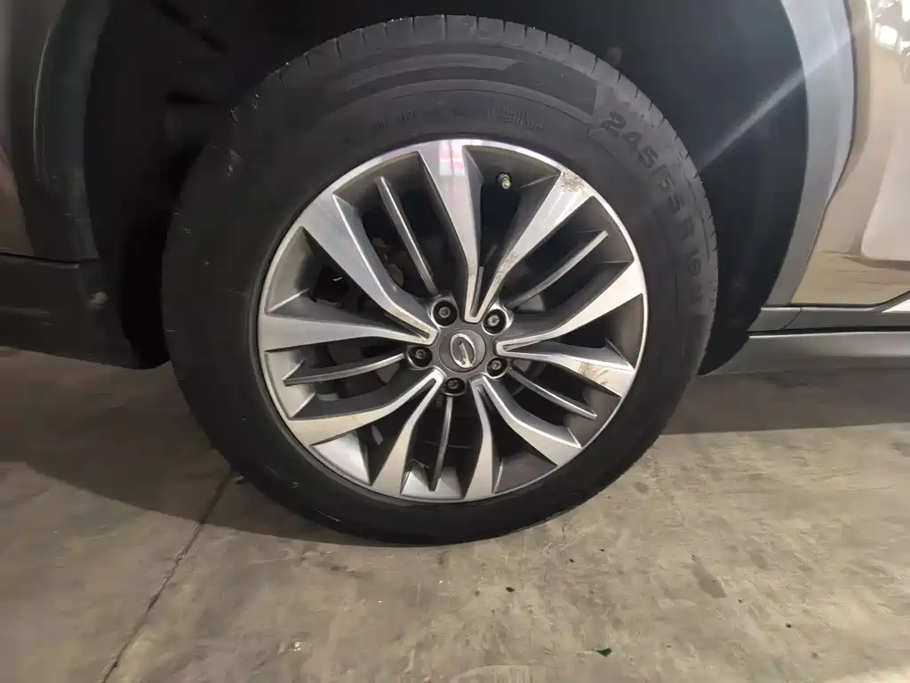 GAC GS8 2017 320T Luxury Smart Connect （ мест）