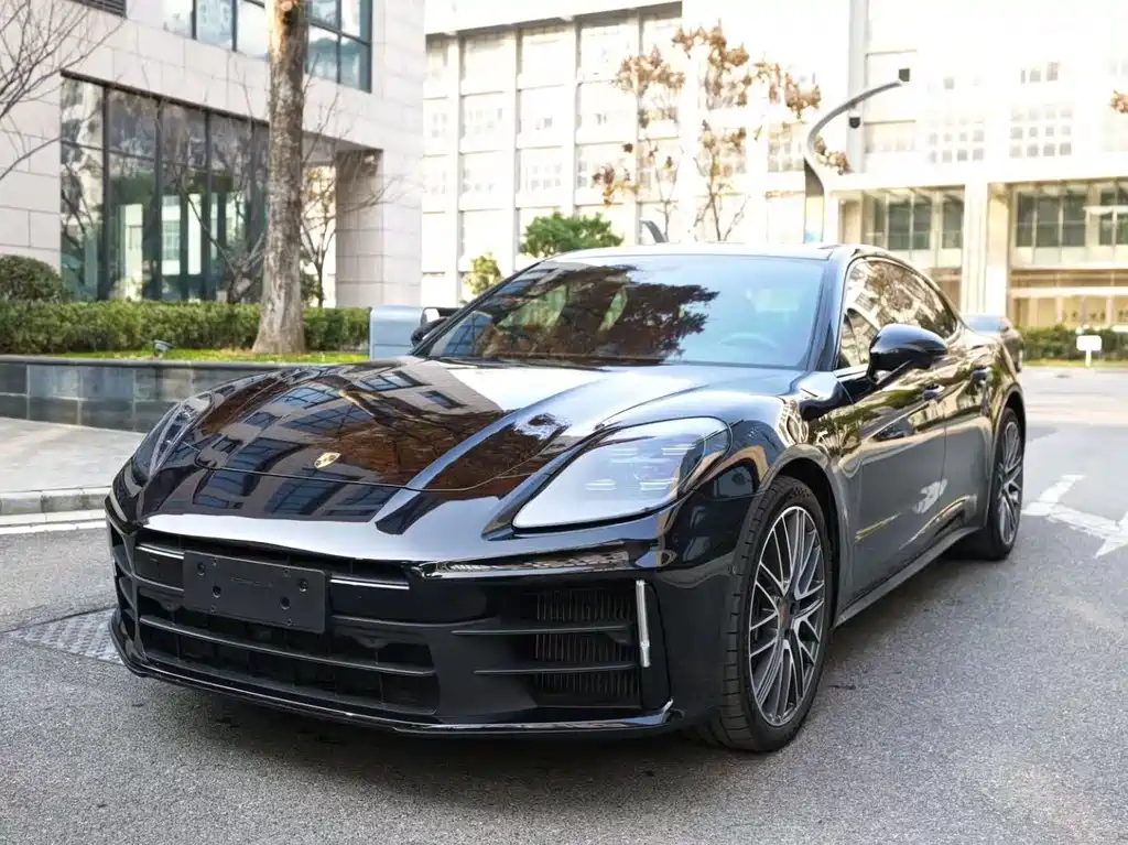 Porsche Panamera 2024