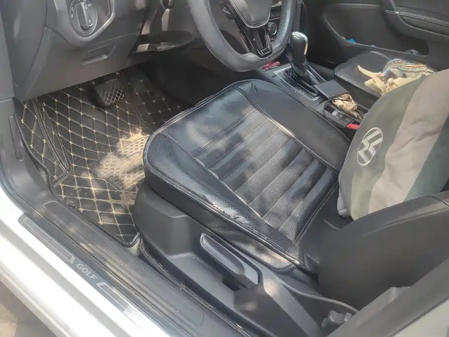 Volkswagen Golf — миниатюра 9