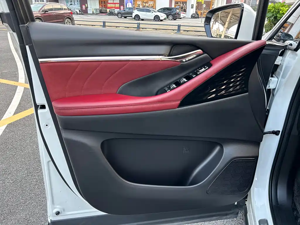 GAC Motor Trumpchi M8 — миниатюра 12
