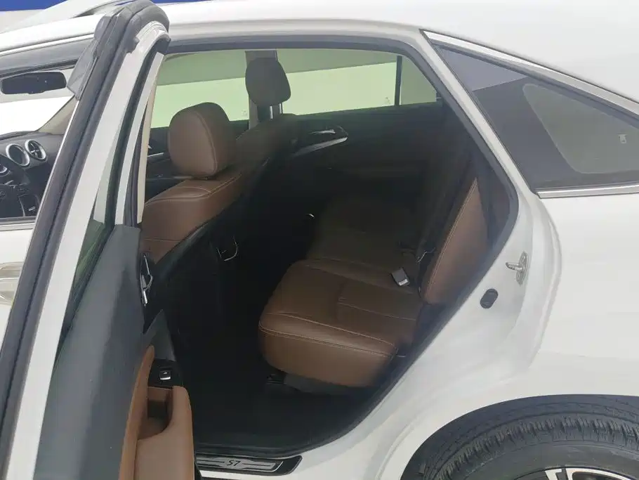 BYD S7 — миниатюра 11