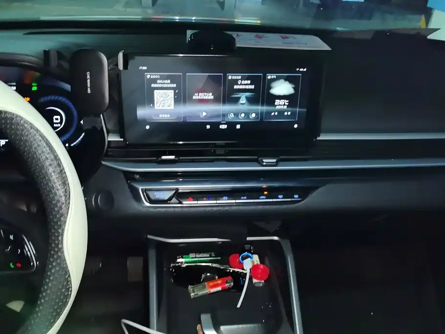 Geely Emgrand — миниатюра 13