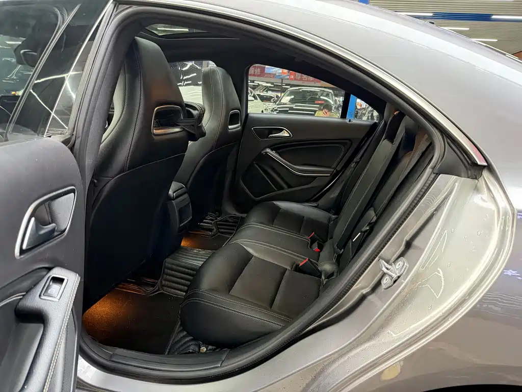 Mercedes-Benz CLA (Import) — миниатюра 8