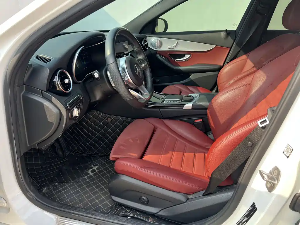 Mercedes-Benz C-Class — миниатюра 6
