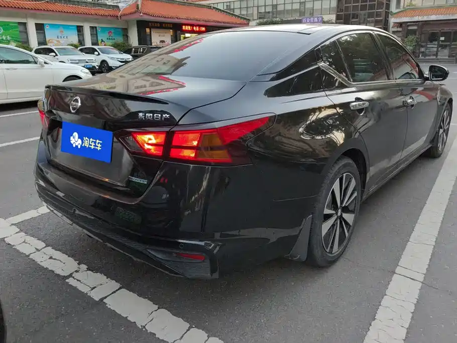 Nissan Teana — миниатюра 3