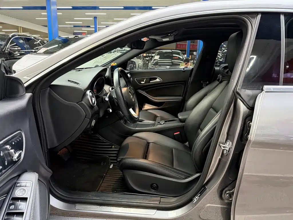 Mercedes-Benz CLA (Import) — миниатюра 5