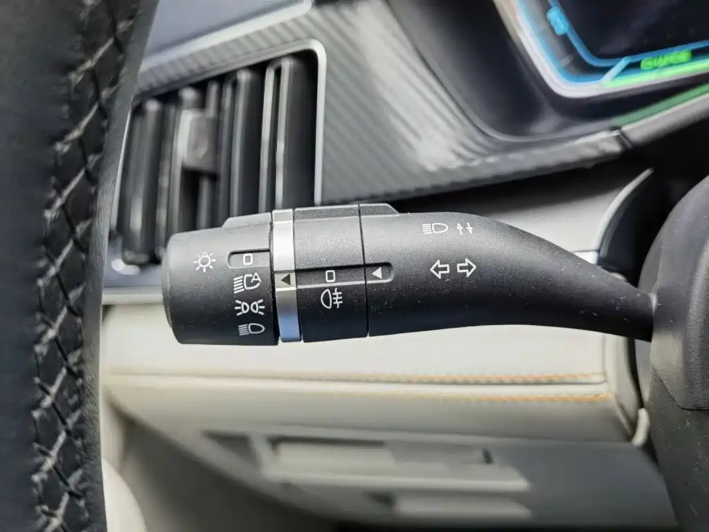 BYD PLUS New Energy — миниатюра 21