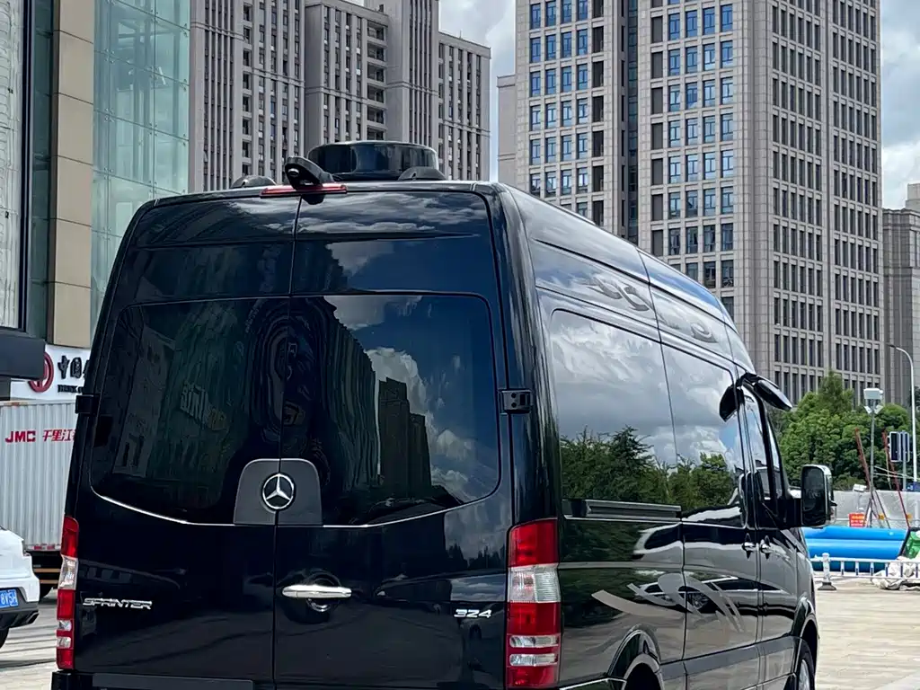 Mercedes-Benz Sprinter — миниатюра 16