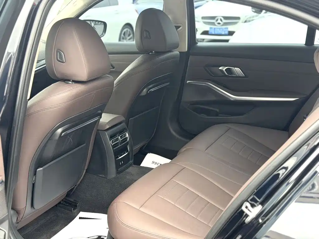 BMW 3 Series — миниатюра 5