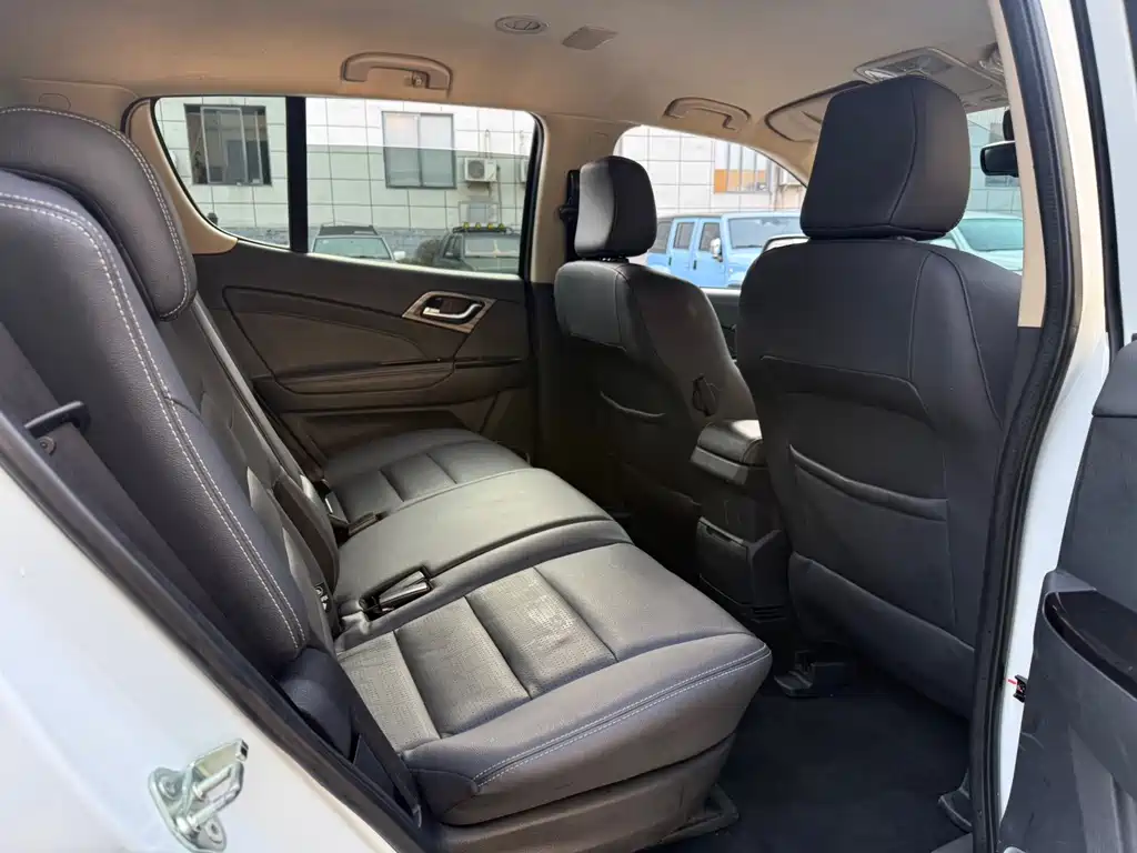 ISUZU MU X SHEPHERD RANGER