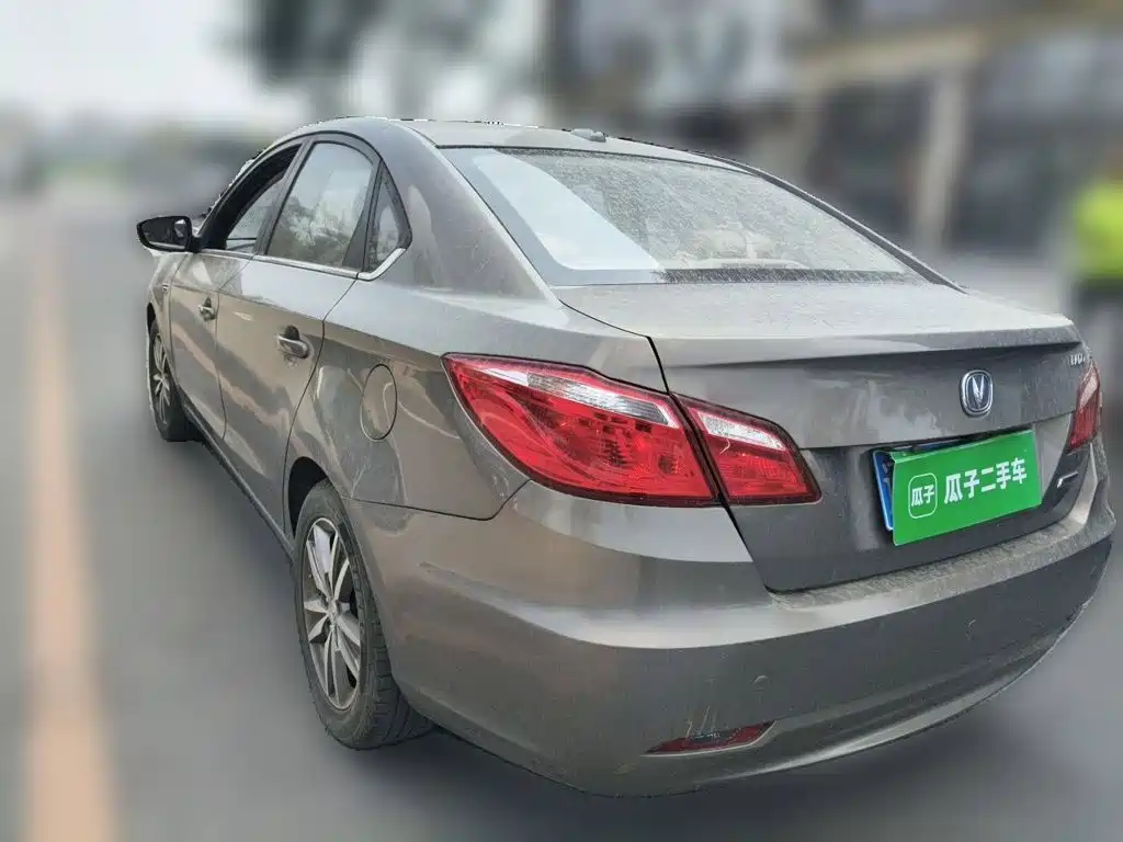 Changan Eado — миниатюра 4