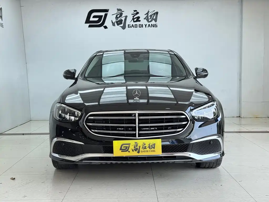Mercedes-Benz E-Class — миниатюра 2