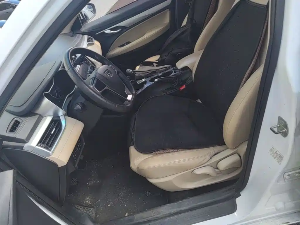 Geely Emgrand — миниатюра 20