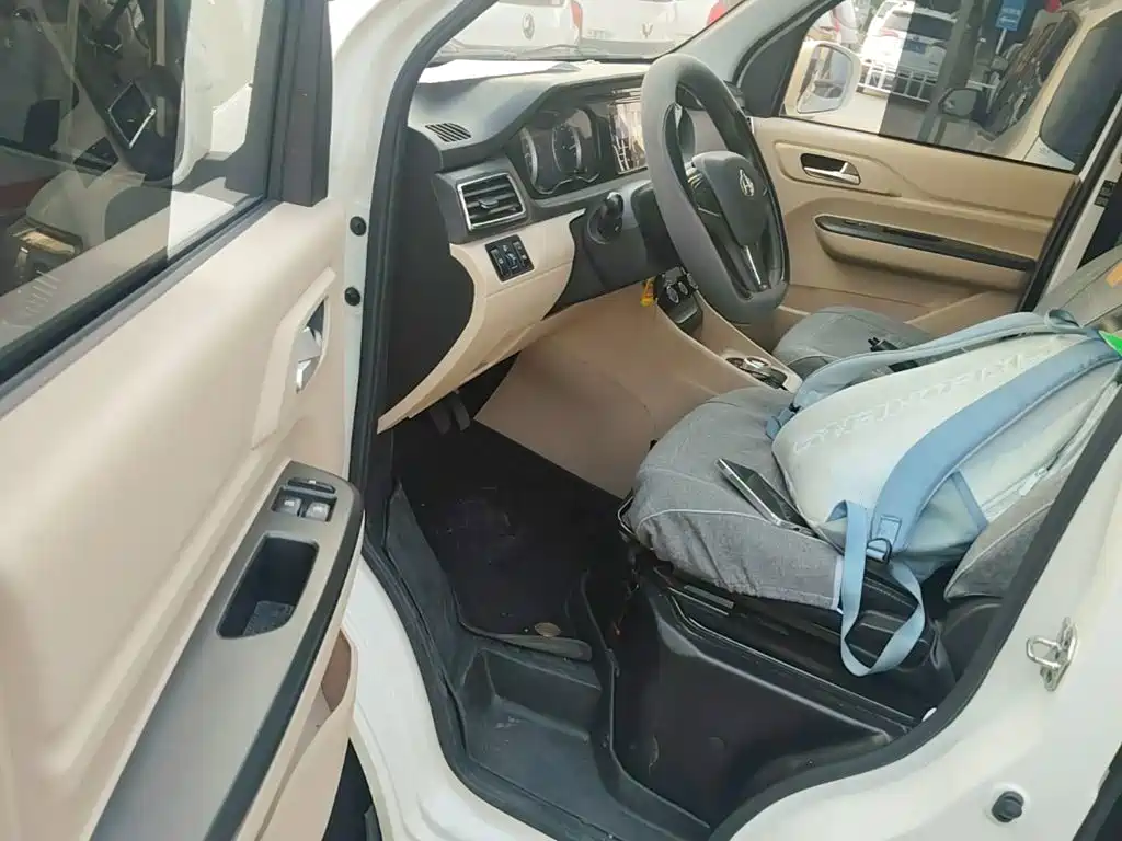 Kuayue Kuayue Star V7 EV — миниатюра 16