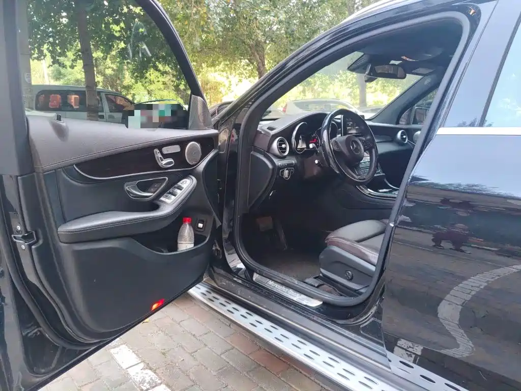 Mercedes-Benz GLC — миниатюра 12