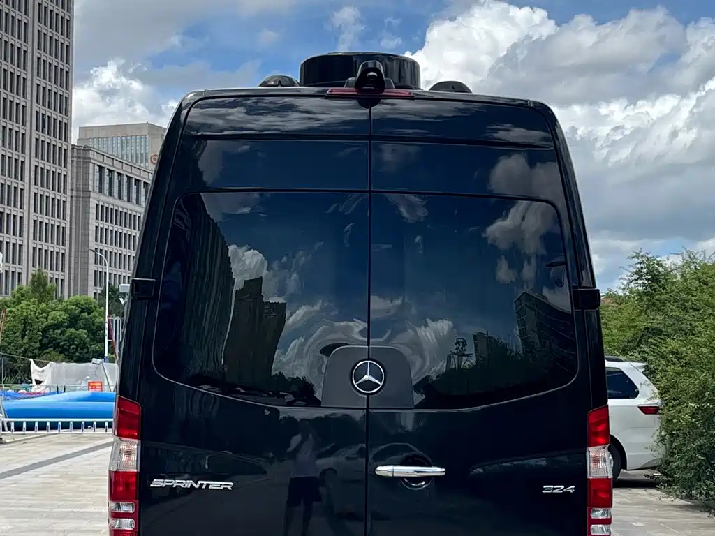 Mercedes-Benz Sprinter — миниатюра 18