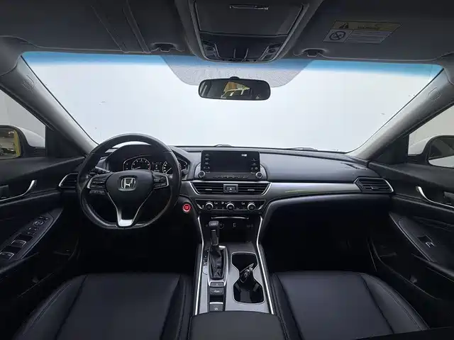 Honda Accord — миниатюра 5