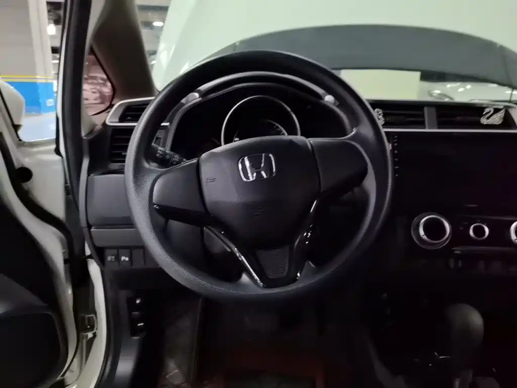 Honda Fit — миниатюра 11