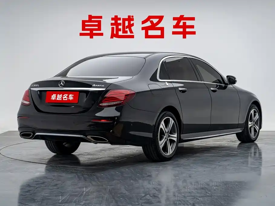 Mercedes-Benz E-Class — миниатюра 3