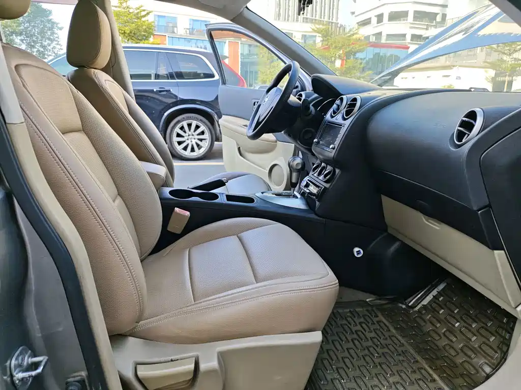 Nissan Qashqai — миниатюра 14