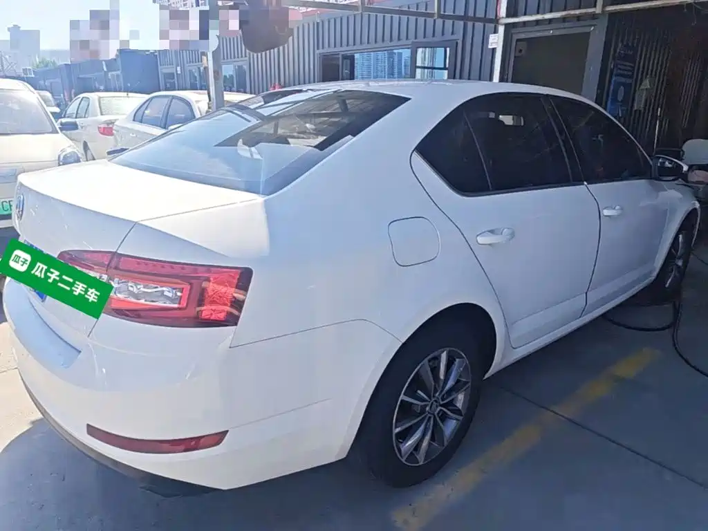 Skoda Octavia — миниатюра 7