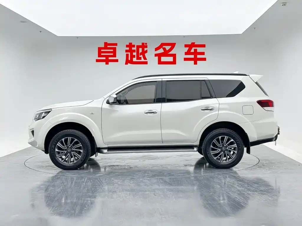 Nissan Terra — миниатюра 3