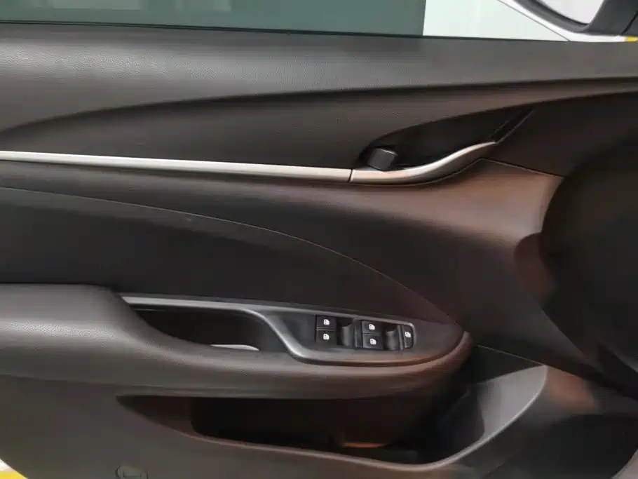 Buick Excelle — миниатюра 7
